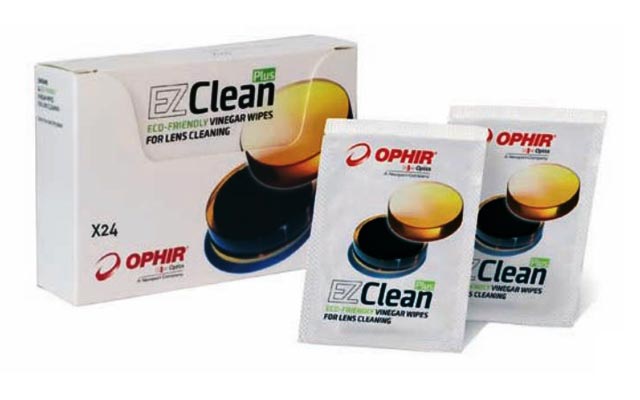 Zastaw czyszczący do optyki lasera