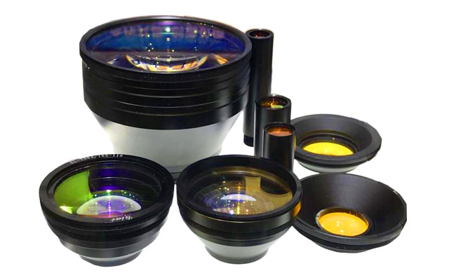 Dodatkowe soczewki: F100 (75x75 mm)  / F163 (110x110 mm) / F210 (150x150 mm) /  F254 (175x175 mm) / F290 (200x200 mm) / F330 (230x230 mm) /  F350 (250x250 mm) / F420 (300x300 mm)